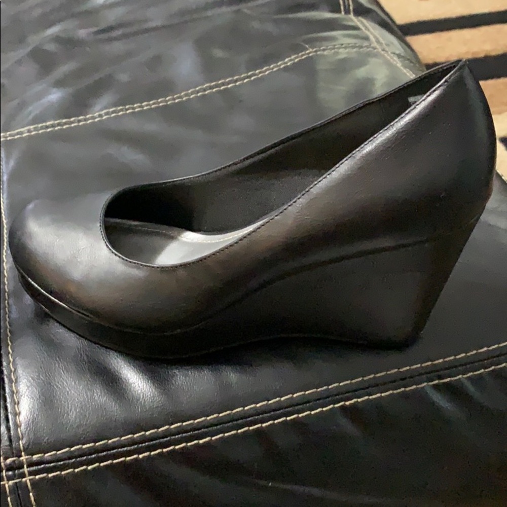 It’s Ok Carina Black wedge